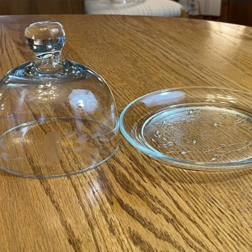 Princess House Heritage Glass Butter dish with Dome Lid - Picture 3 of 7